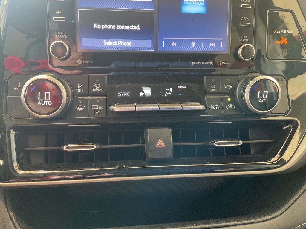 Used 2022 Gray Toyota XLE image 27