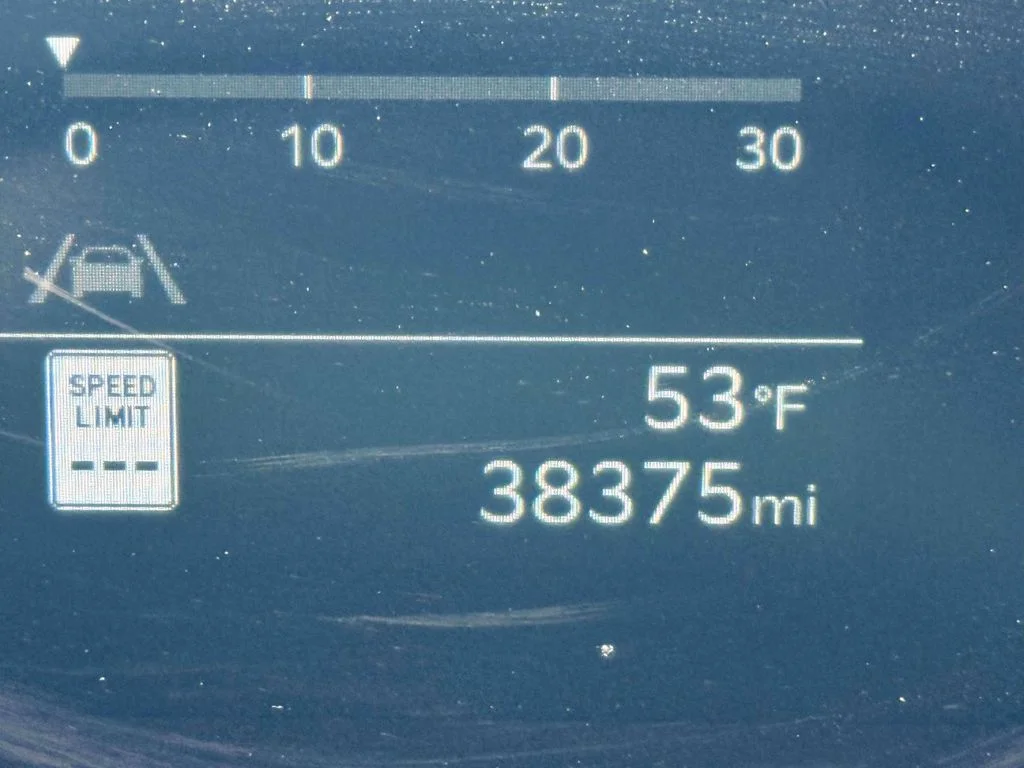 Used 2025 Gray Kia LXS image 18