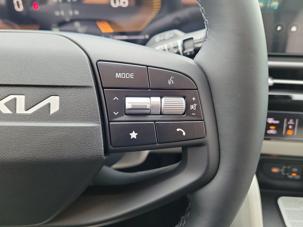 New 2026 Gray Kia EX image 27
