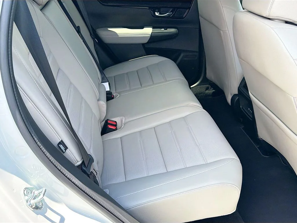 Used 2026 Platinum White Pearl Honda EX-L image 29