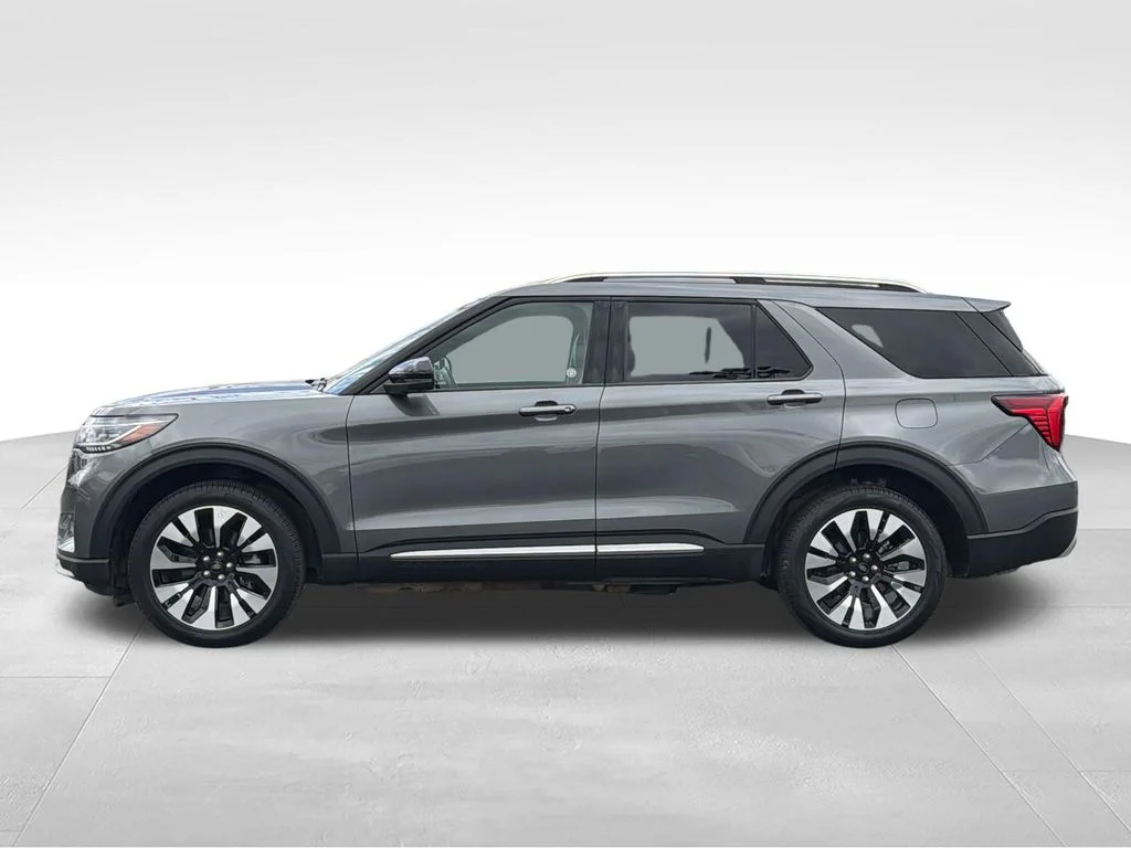 Used 2025 Gray Ford Platinum image 4