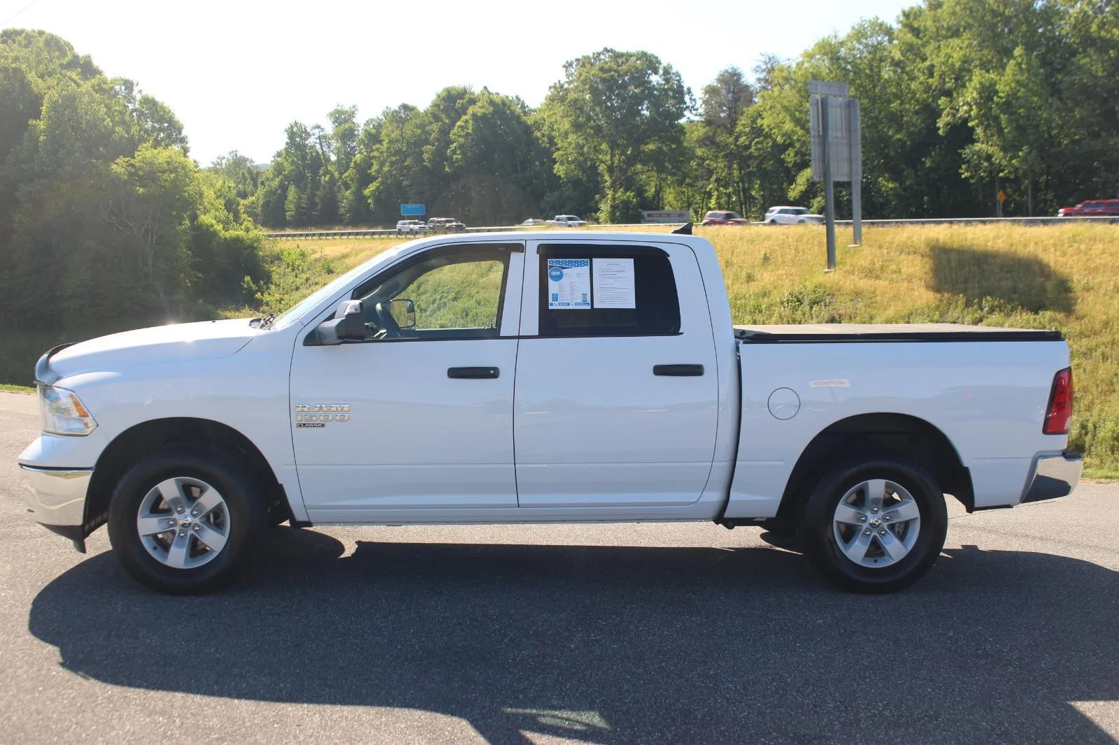 Used 2023 White Ram SLT image 4