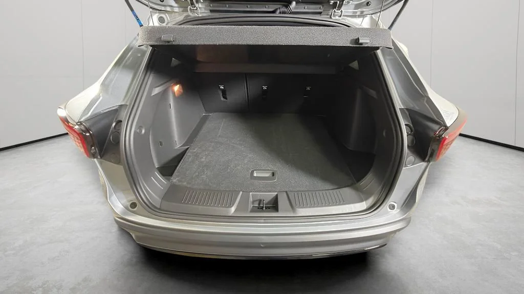 Used 2026 Sterling Gray Metallic Chevrolet 2RS image 28