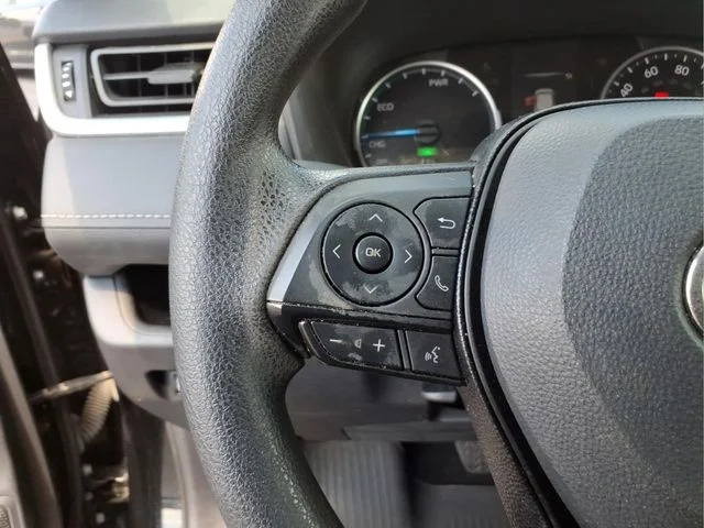 Used 2022 Black Toyota LE image 18