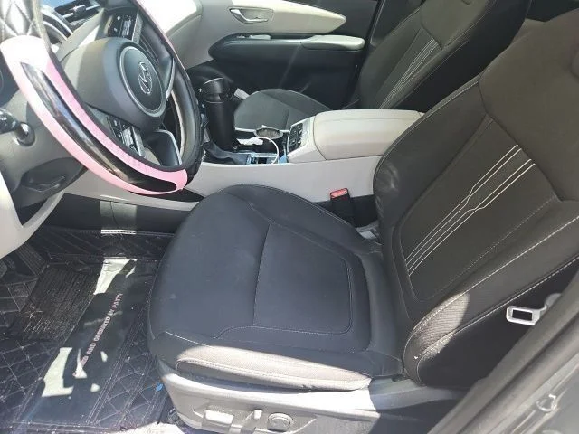 Used 2024 Gray Hyundai SEL image 6