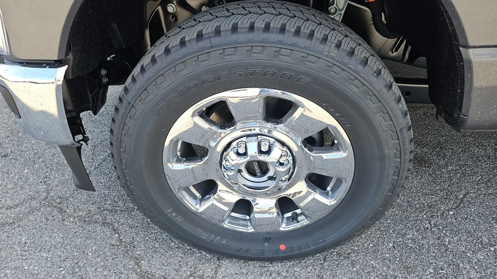 New 2026 Carbonized Gray Metallic Ford Lariat 4WD image 5