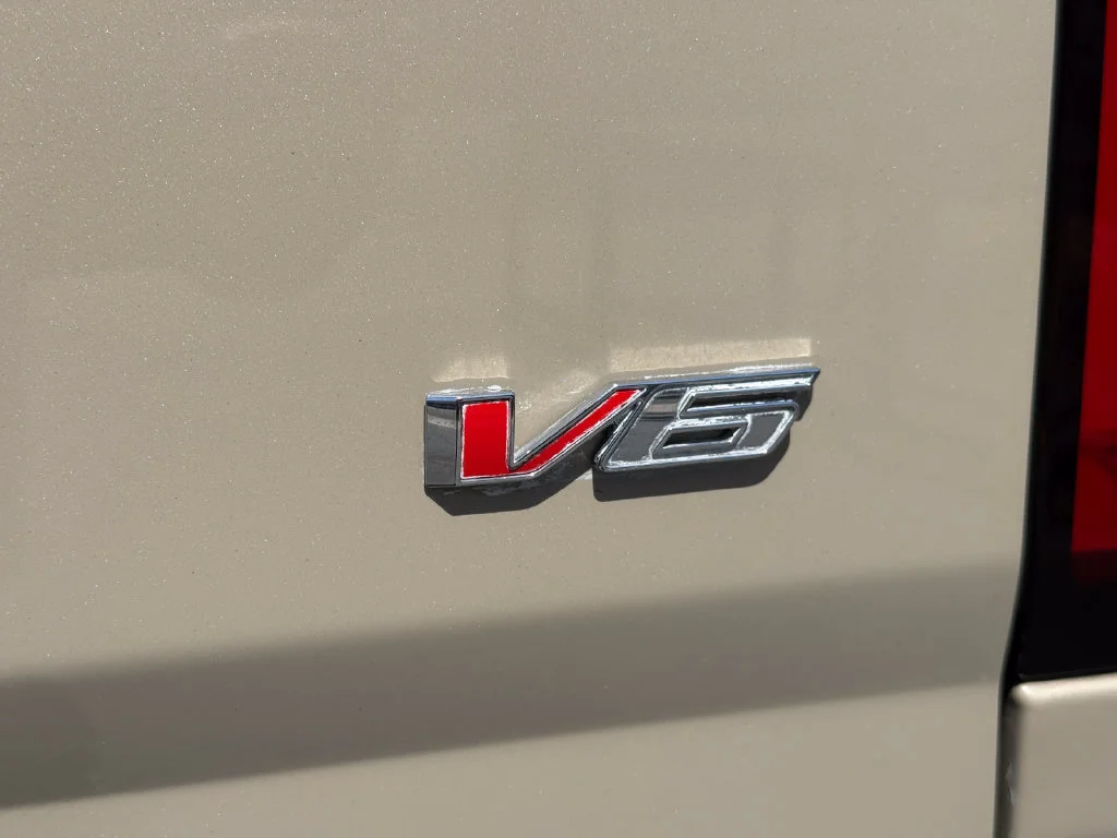 Used 2021 SAND DUNE METALLIC Chevrolet 4WD Z71 image 11