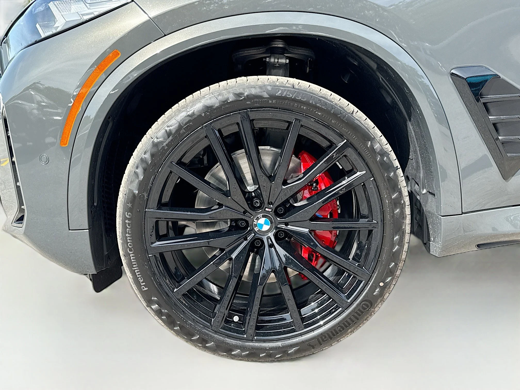 New 2026 Dravit Grey Metallic BMW sDrive40i image 43