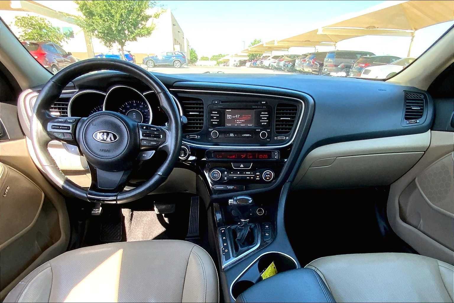 Used 2015 Ebony Black Kia EX image 16