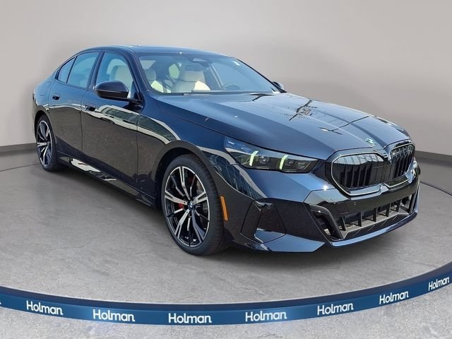 New 2027 Carbon Black Metallic BMW 530i xDrive image 3