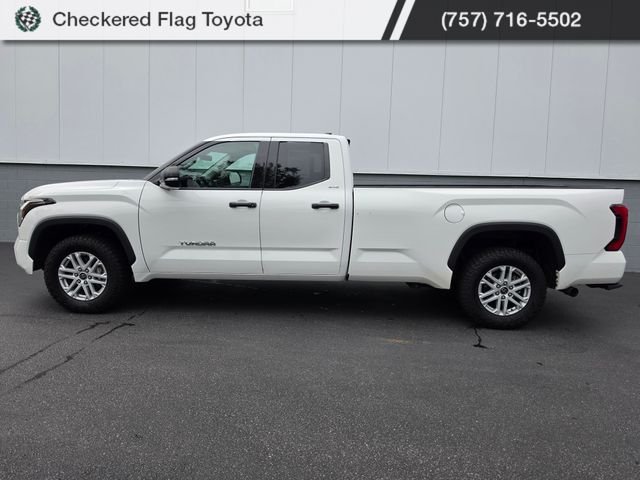 Used 2022 White Toyota SR5 image 3