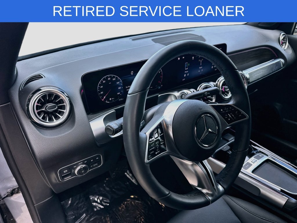 Used 2026 Cirrus Silver Metallic Mercedes-Benz GLB 250 image 9