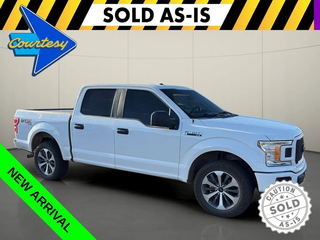 Used 2019 White Ford XL image 1