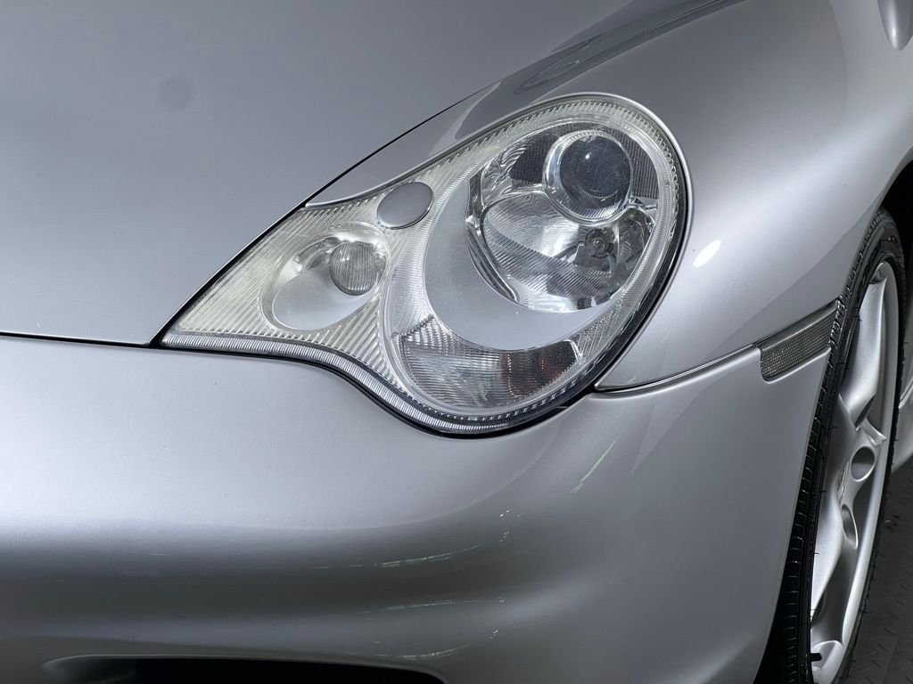 Used 2003  Porsche Carrera image 15