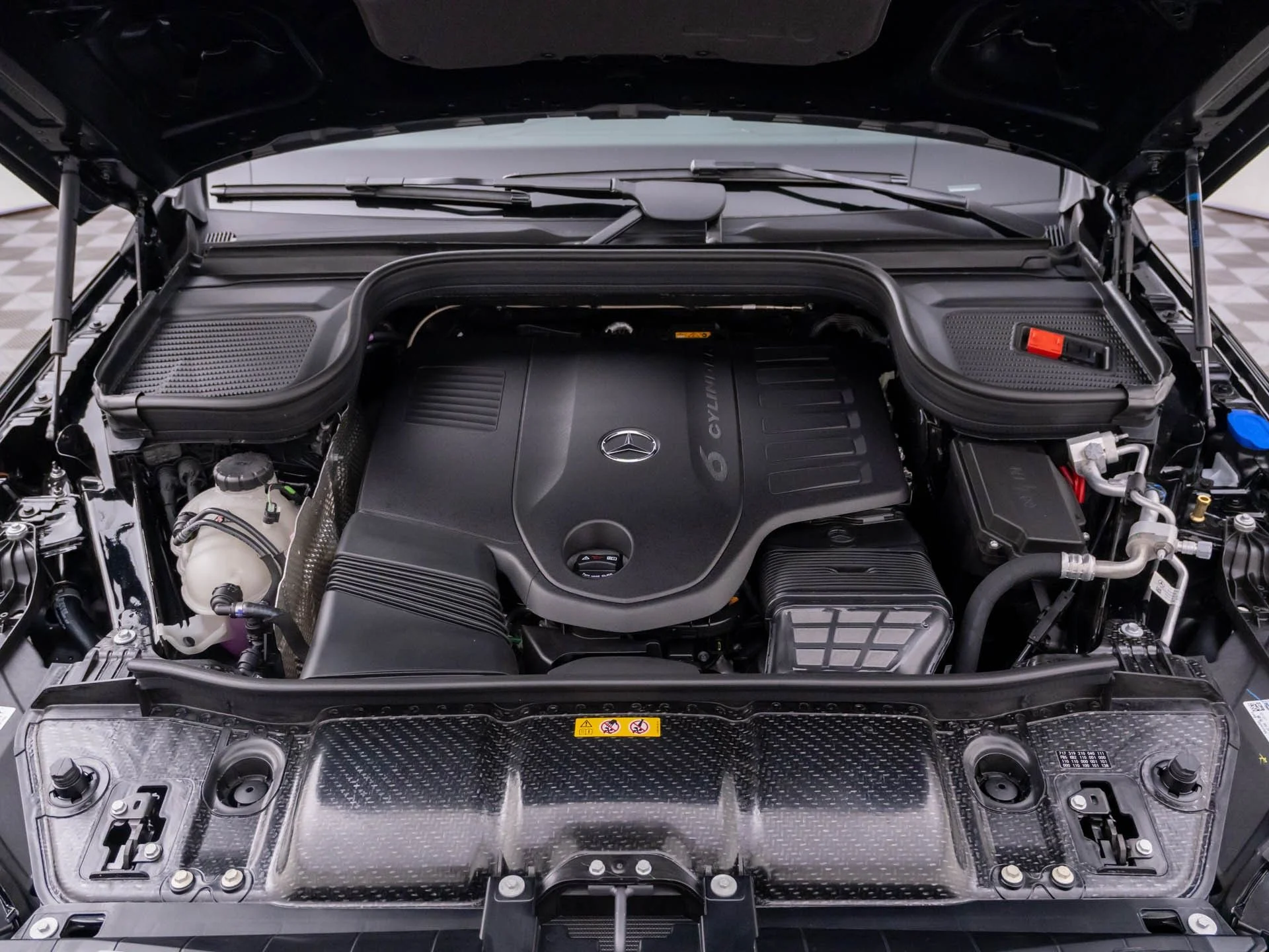 New 2026 Black Mercedes-Benz GLE 450 image 34