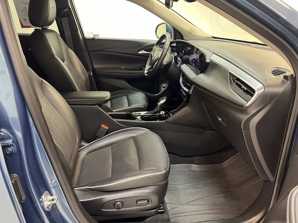 2024 Buick Encore GX Avenir - Photo 33
