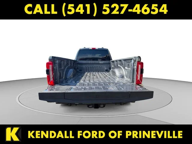 Used 2025 Gray Ford Lariat image 18