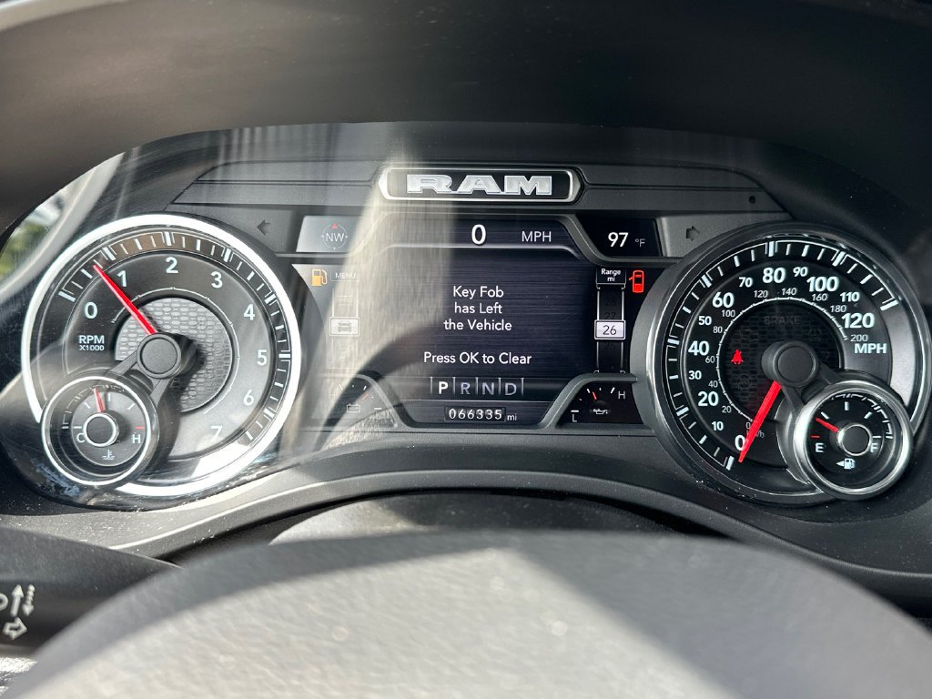 Used 2022 White Ram Laramie image 27