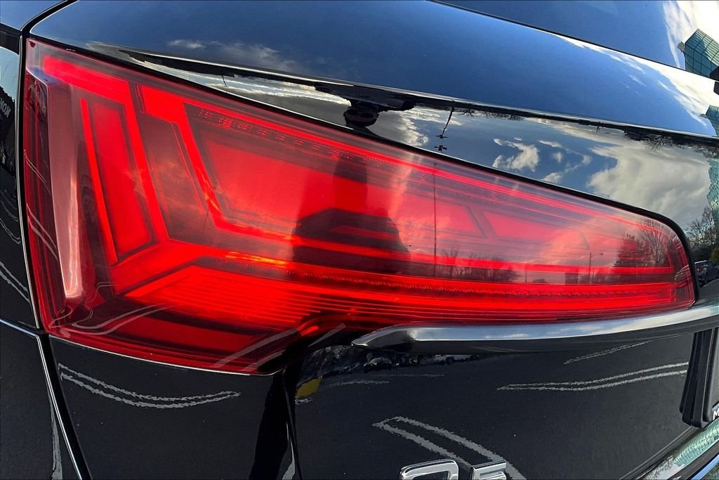 Used 2023  Audi 40 Premium image 23