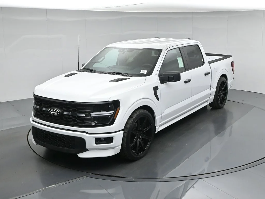 New 2026 Oxford White Ford STX image 34