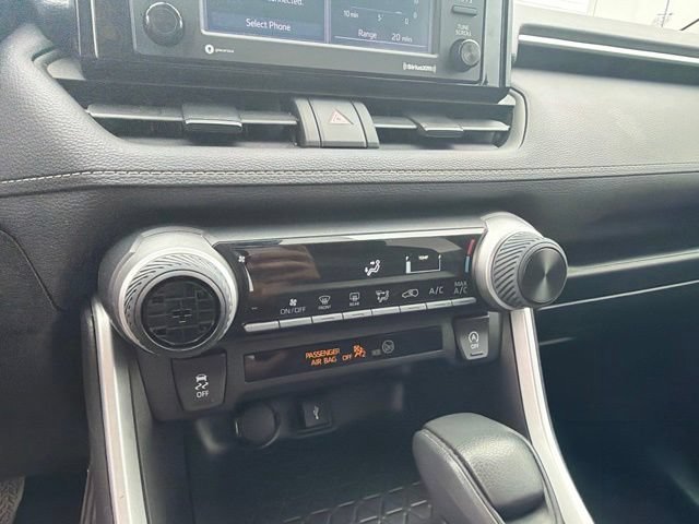Used 2022 Silver Sky Metallic Toyota LE image 27