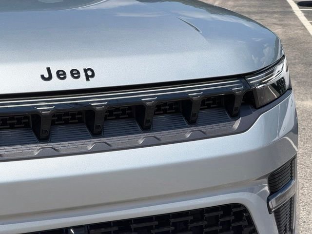 New 2026 Silver Zynith Jeep Grand Wagoneer image 6