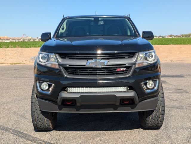 Used 2019 Black Chevrolet Z71 image 8