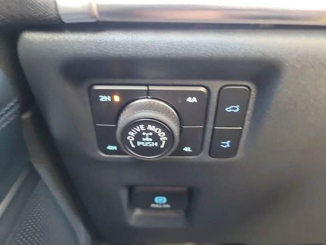 New 2027 Gray Metallic Ford Tremor image 33