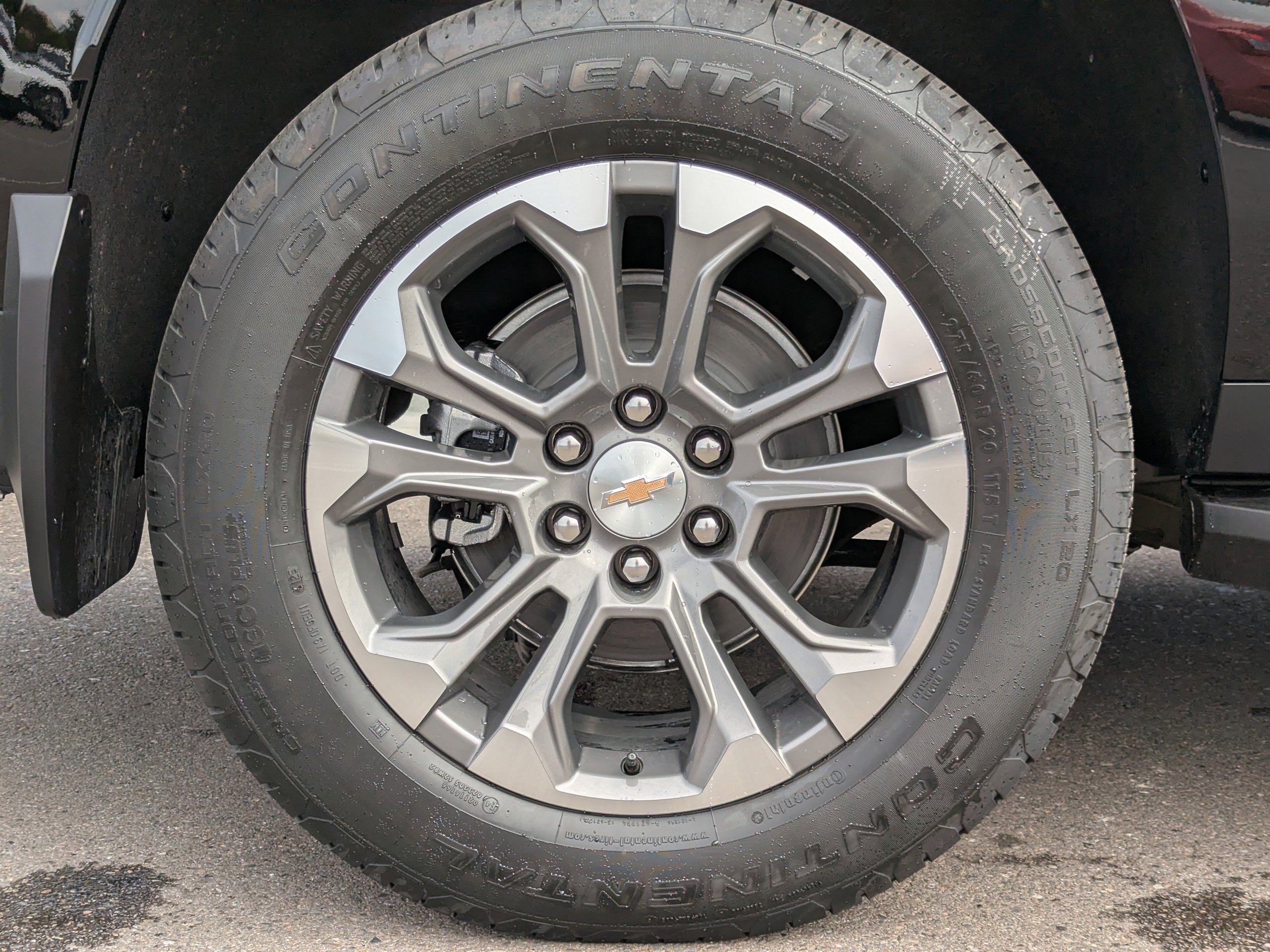 2026 Chevrolet Suburban LS - Photo 50