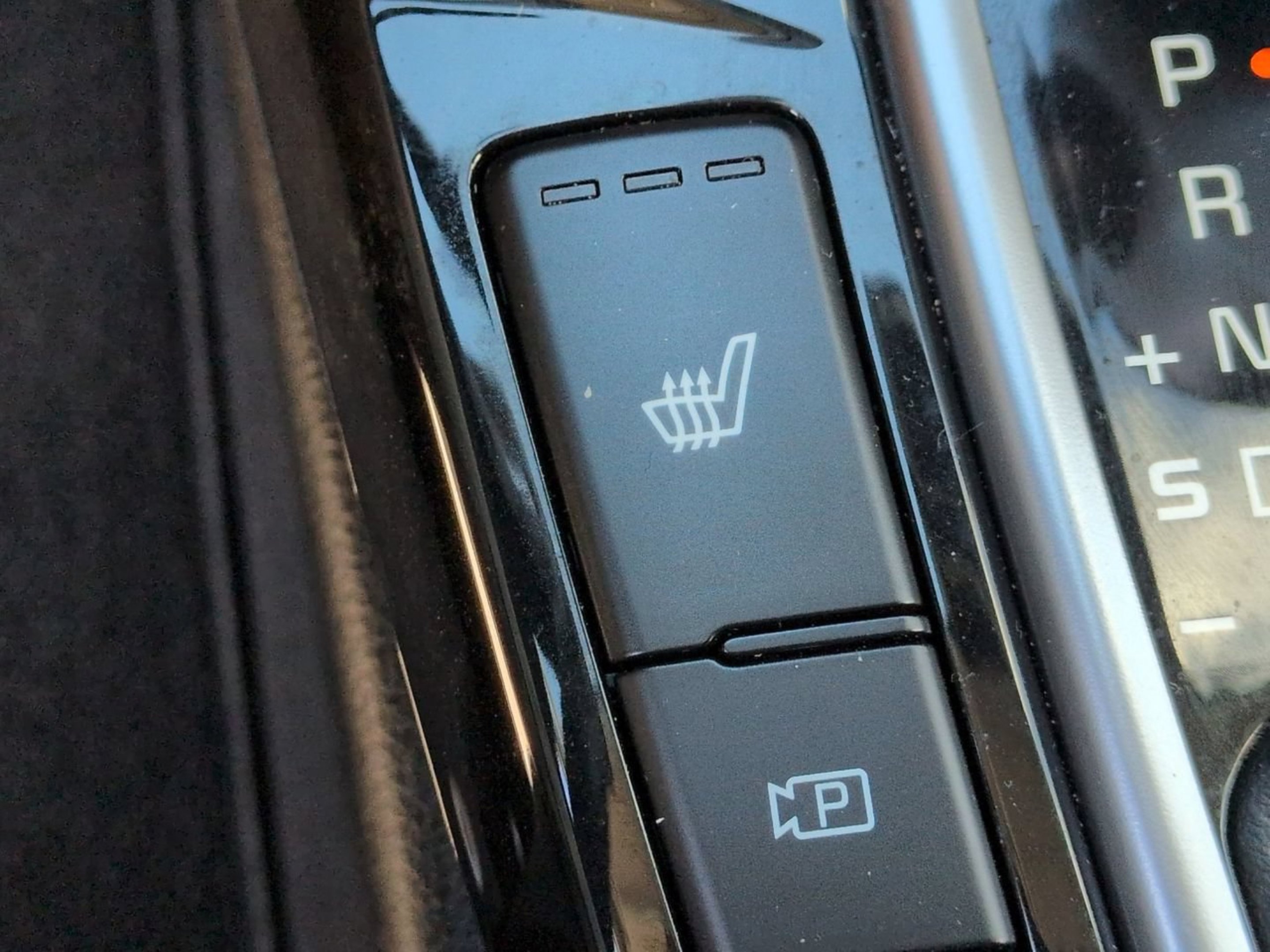 Certified Used 2024 Gravity Gray Kia S image 21