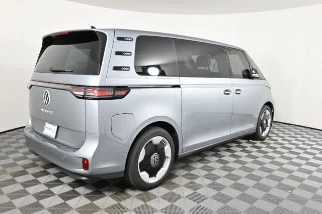2025 Volkswagen ID. Buzz PRO S - Photo 6