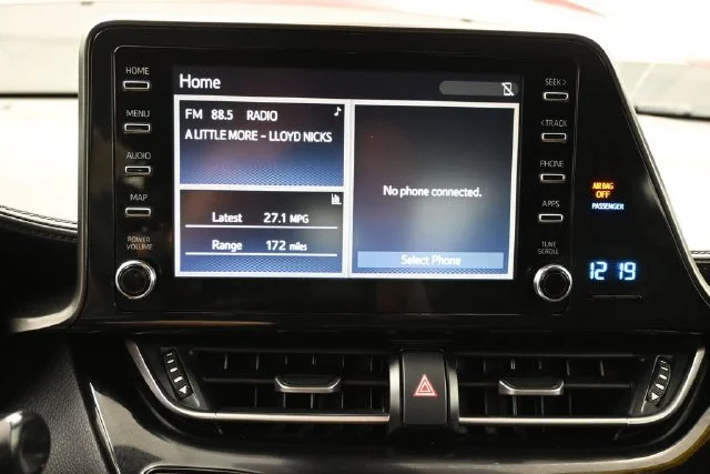 Used 2019 Red Toyota LE image 32
