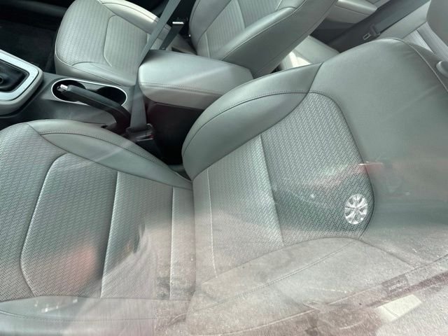 Used 2017 Red Hyundai Limited image 5