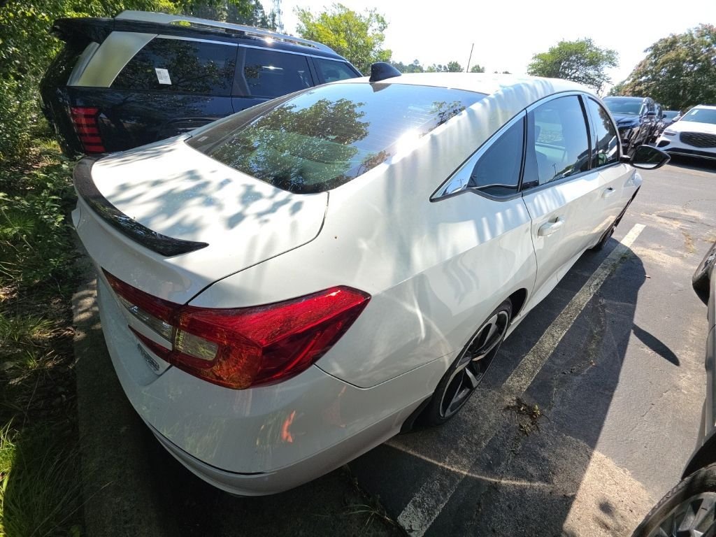 Used 2022 Platinum White Pearl Honda Sport image 3