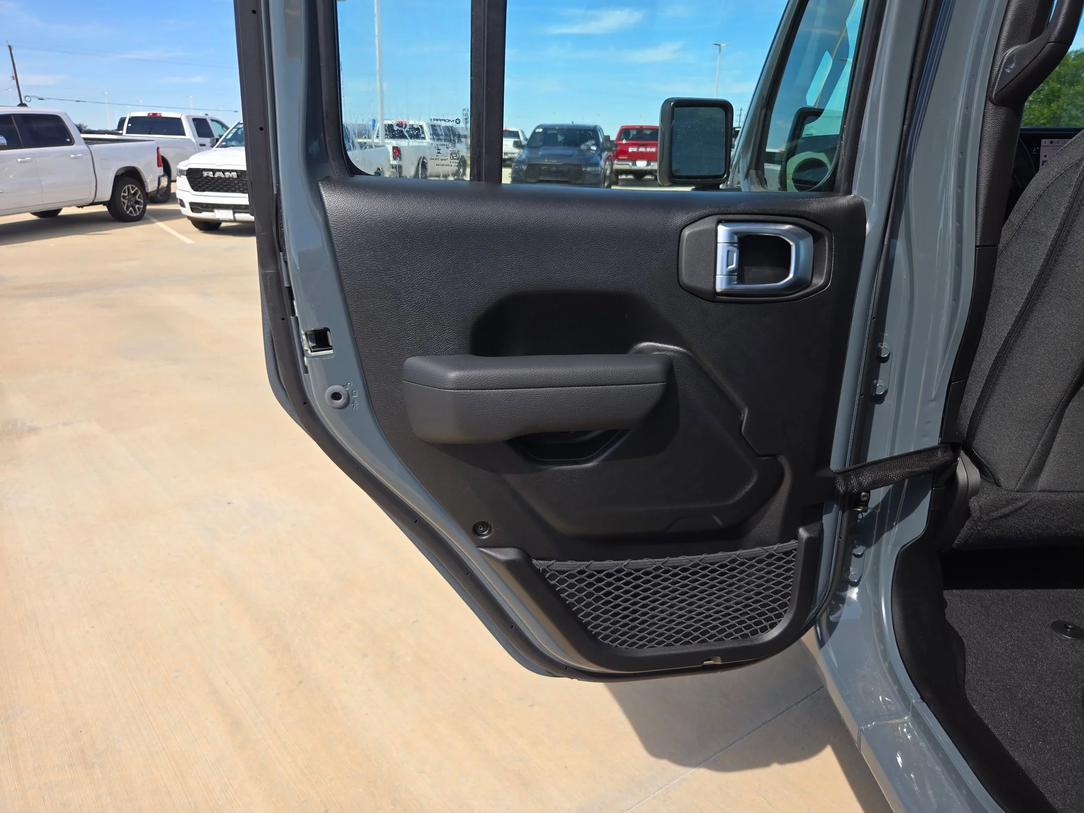 New 2026 Anvil Clear-Coat Exterior Paint Jeep Sport image 14