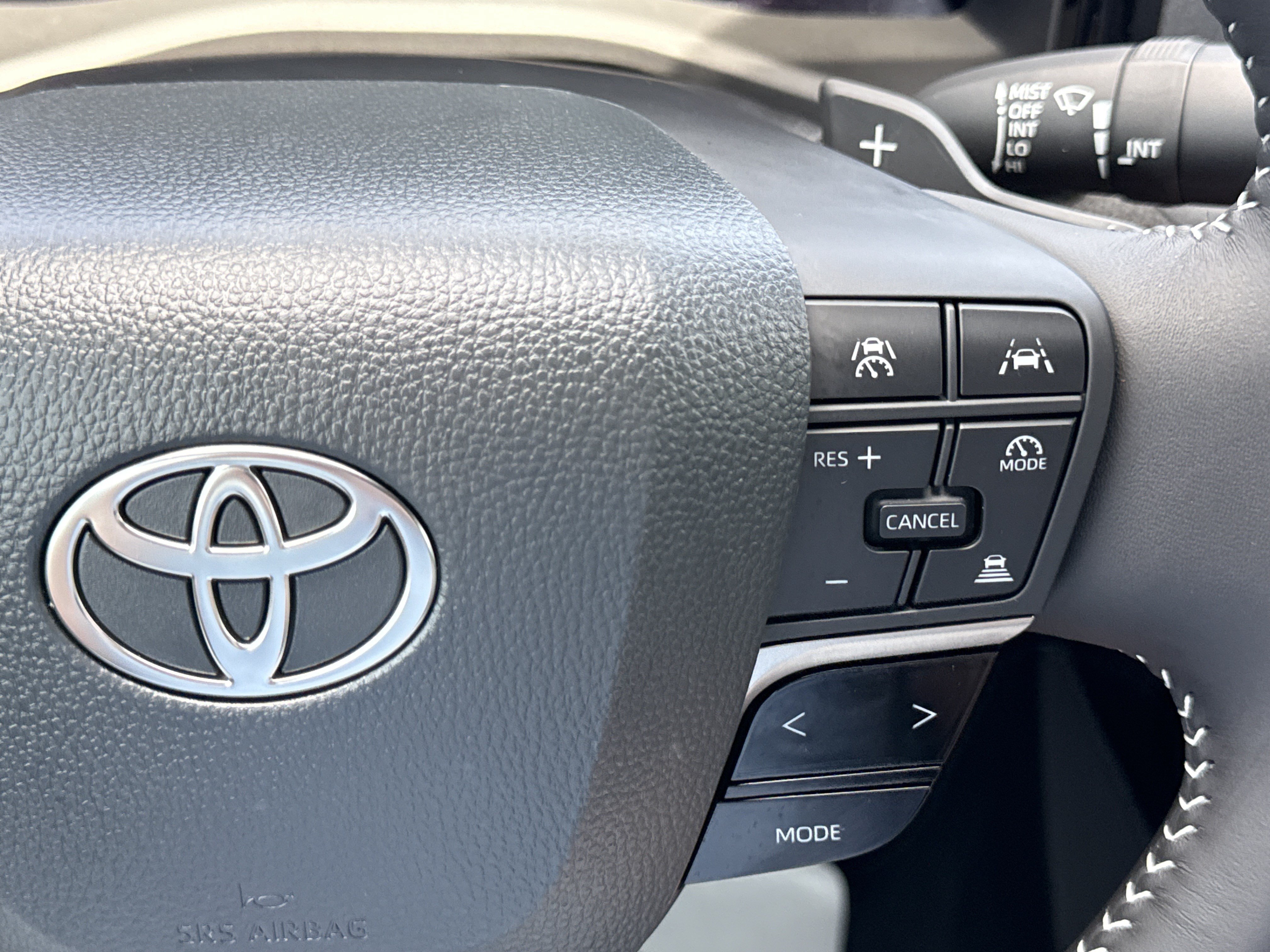 2026 Toyota Camry SE - Photo 65