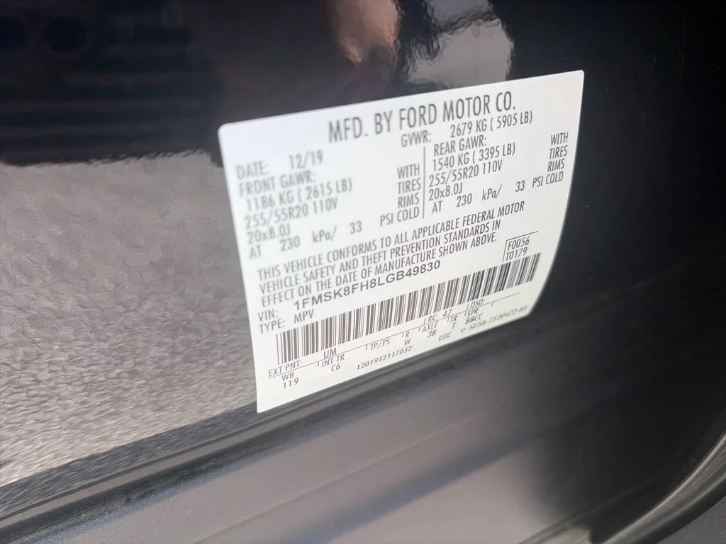 Used 2020 Black Ford Limited image 36