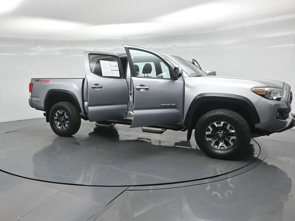 Certified Used 2019 Silver Toyota TRD Off-Road image 32