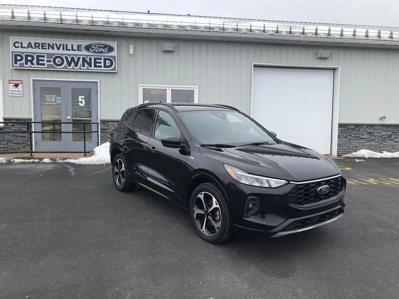 Used 2023 Black Ford ST-Line Select image 2