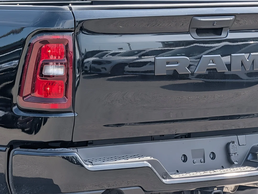 New 2026 Black RAM Express - - 3.0L Hurricane Twin Turbo - Black Express Pkg - 20 Wheels - Power Slide Window & More! image 11