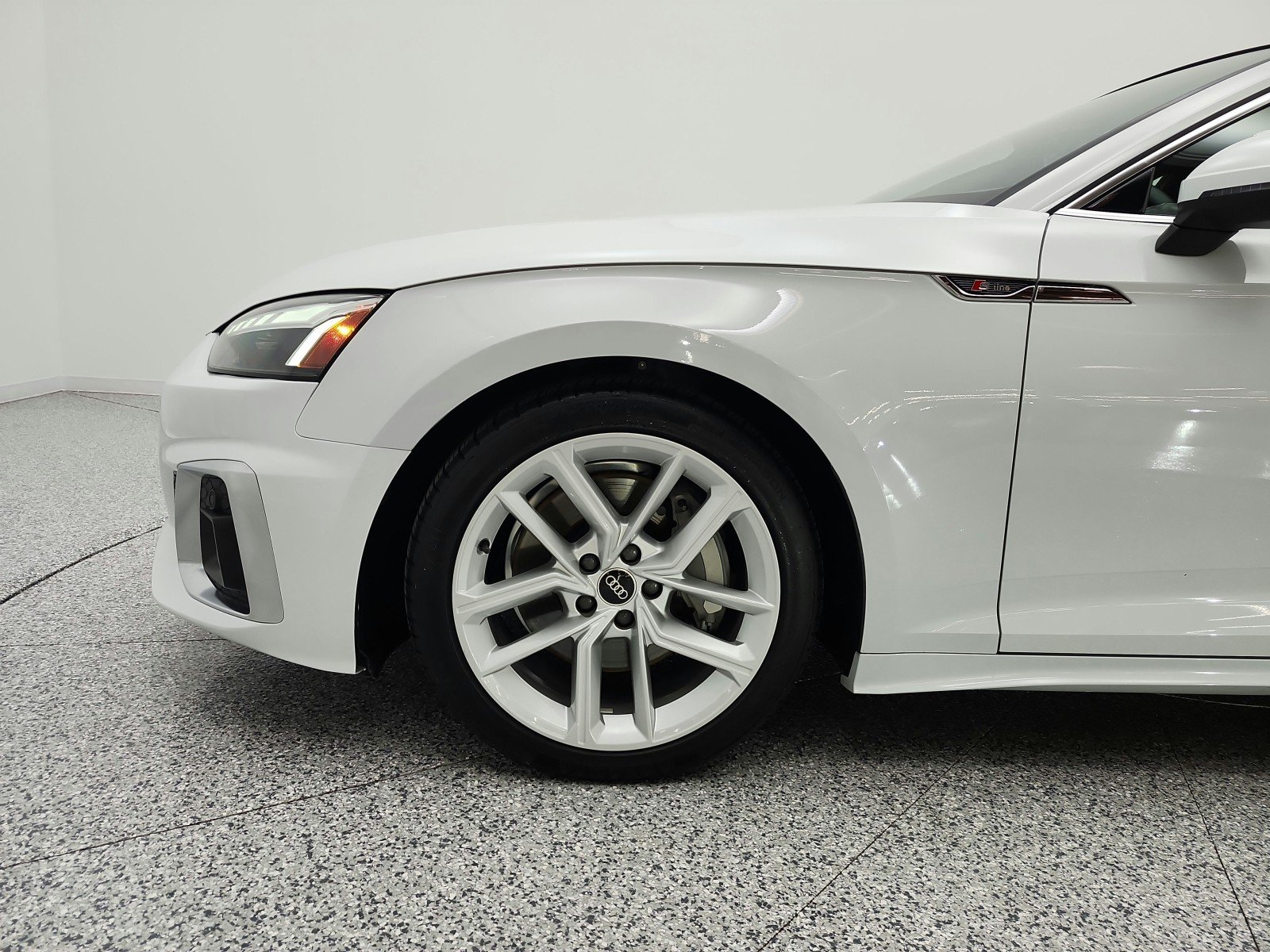 Used 2023 Glacier White Metallic Audi S line Premium image 30