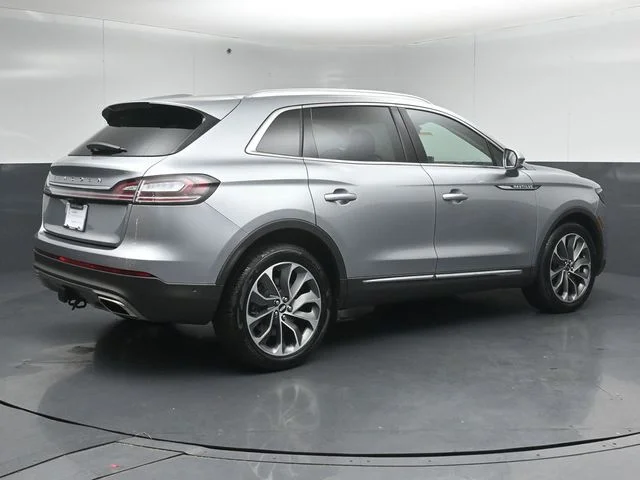 Used 2023 Silver Lincoln Reserve image 7