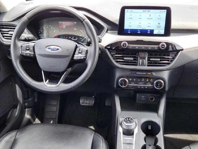 Used 2022 Oxford White Ford SEL image 28