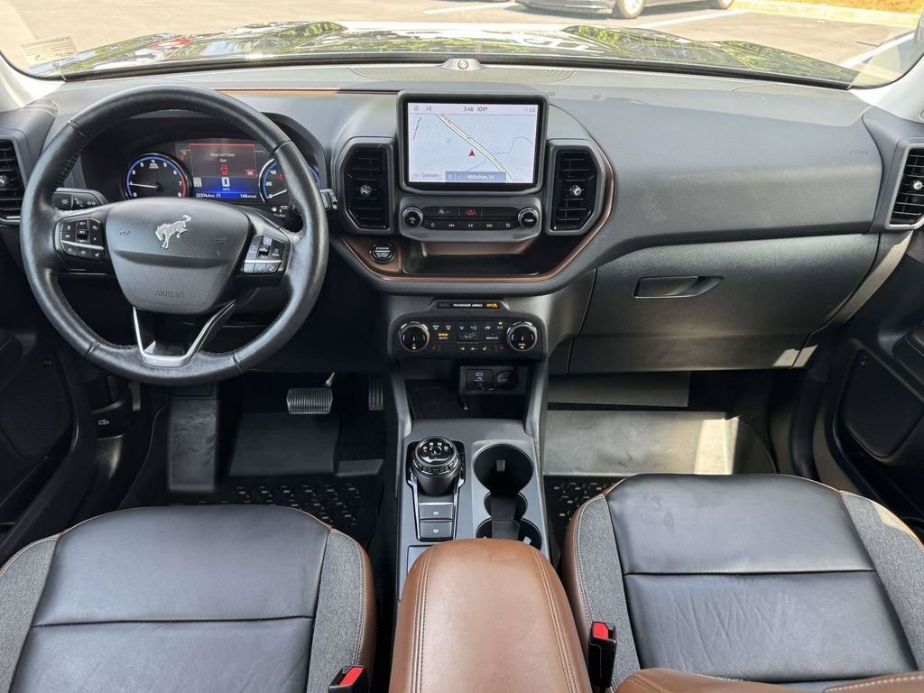 Used 2022 Blue Ford Outer Banks image 3