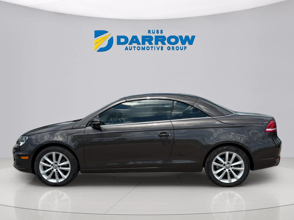 Used 2014 Brown Metallic Volkswagen Komfort Edition image 2