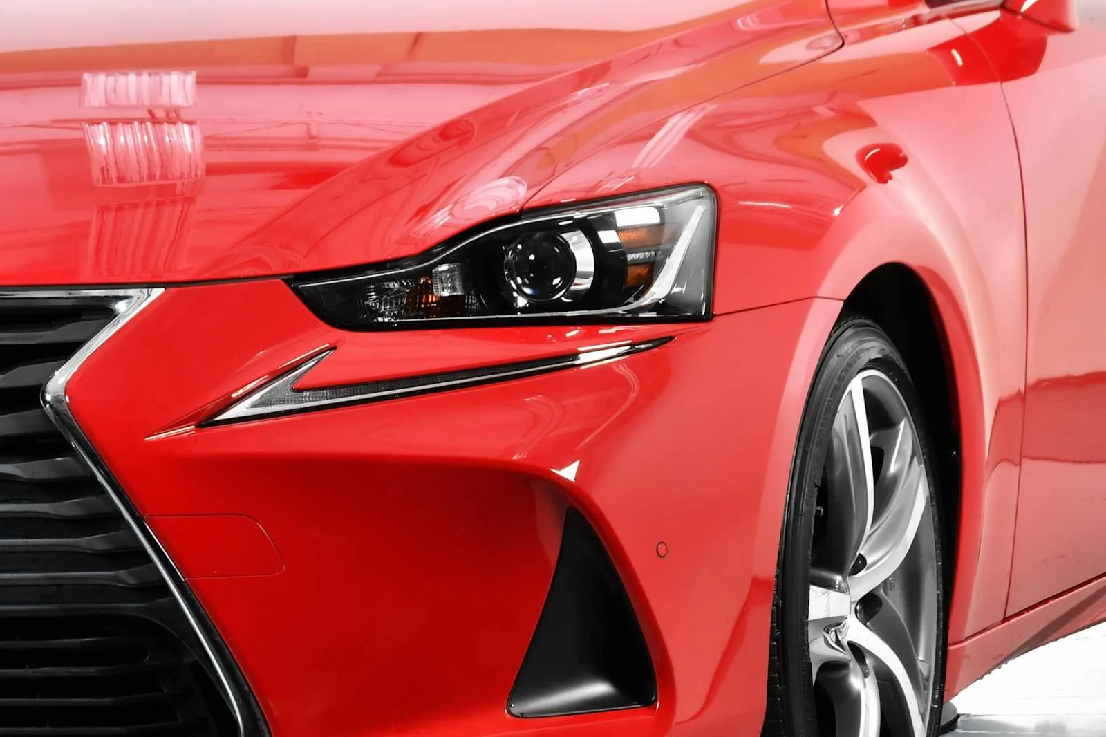 Used 2018 Redline Lexus  image 11