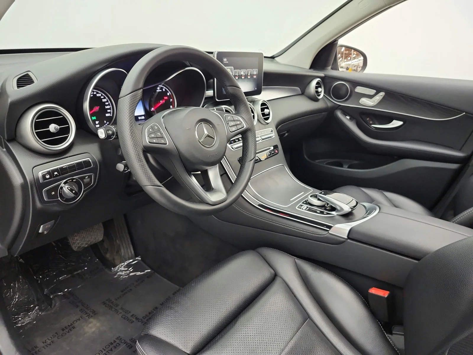 Used 2016 Black Mercedes-Benz RWD 4dr GLC 300 image 12