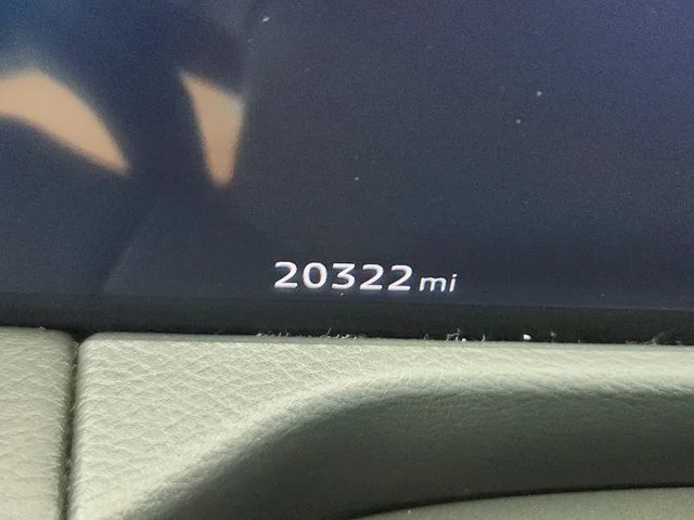 Used 2025 Black Nissan SL image 24