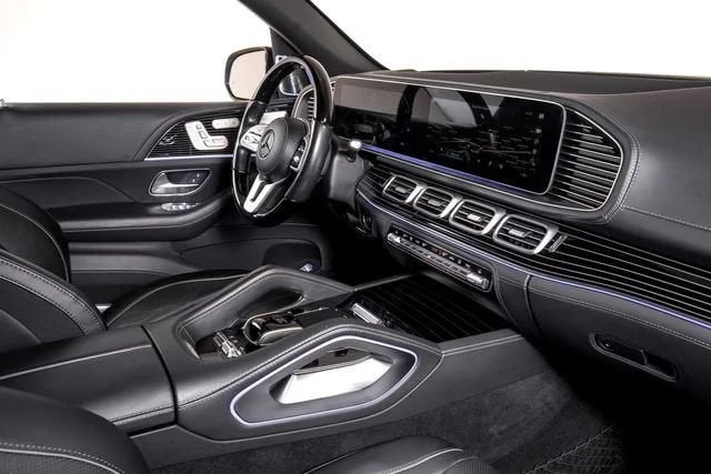 Used 2021 Maybach Two-Tone Paint Iridium Silver/Selenite Gre Mercedes-Benz Maybach GLS 600 image 51