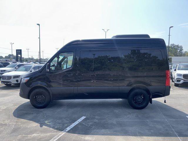 New 2025 Obsidian Black Metallic Mercedes-Benz 144" WB Passenger image 3